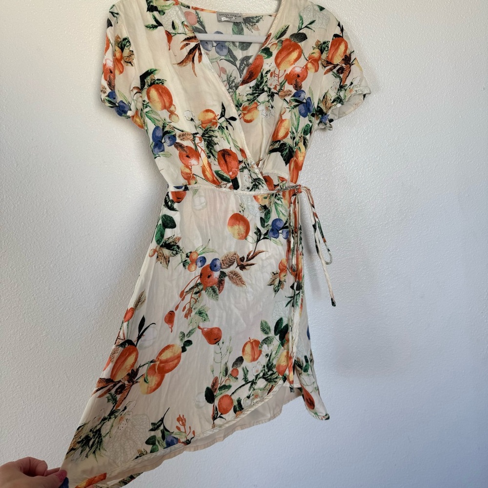 Dress Forum Peach Fruit Print Wrap Dress Short Sleeve Mini Size S Small - Picture 3 of 13